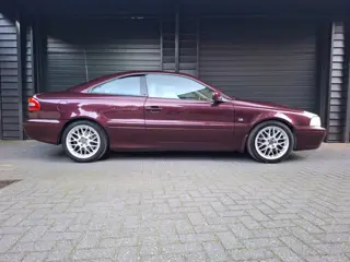 Foto 20 van Volvo C70 Coupé 2.3 T-5 Prestige AUT 239 PK luxe auto