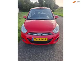 Foto 10 van Hyundai I10 1.1 i-Drive Cool Keering lek