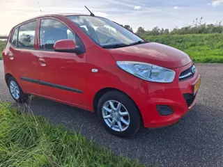 Foto 16 van Hyundai I10 1.1 i-Drive Cool Keering lek