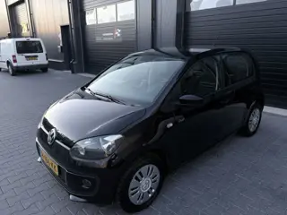 Foto 15 van Volkswagen Up! 1.0 BlueMotion|CUP uitv|Stoel verw|Bluetooth|5 deurs|Airco|EL ramen|