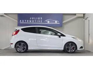 Foto 19 van Ford Fiesta 1.6 ST2 DB VV in 2025 182PK Recaro Stock Keyless Netjes!