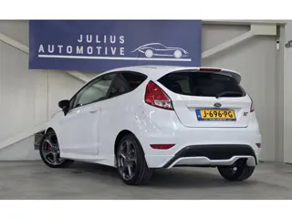 Foto 18 van Ford Fiesta 1.6 ST2 DB VV in 2025 182PK Recaro Stock Keyless Netjes!
