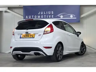 Foto 17 van Ford Fiesta 1.6 ST2 DB VV in 2025 182PK Recaro Stock Keyless Netjes!