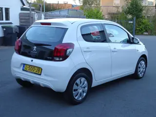 Foto 13 van Peugeot 108 1.0 e-VTi Active Airco, apple carplay, android auto, elektrische ramen, centrale vergren