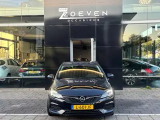 Foto 11 van Opel Astra 1.2 Edition