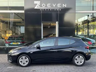 Foto 17 van Opel Astra 1.2 Edition