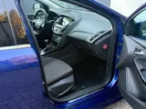 Foto 30 van Ford Focus Wagon 1.0 Titanium RIVISIE BLOK!!!ST-LINE!!AD-KLEPPEN!!