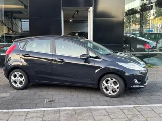 Foto 15 van Ford Fiesta 1.4 Titanium