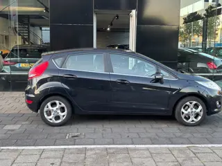 Foto 17 van Ford Fiesta 1.4 Titanium