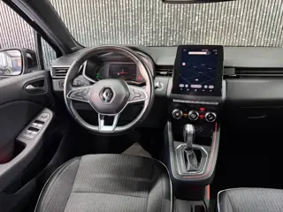 Foto 12 van Renault Clio 1.6 E-Tech Hybrid 140 Intens RS line Automaat | 360 camera |