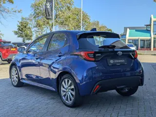 Foto 11 van Toyota Yaris 1.5 Hybrid Business Plus | Stoel- stuurverwarming | Adapt. Cruise | Carplay | Keyless |