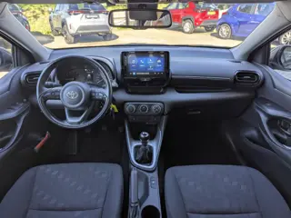 Foto 14 van Toyota Yaris 1.5 VVT-i Active | Afn. Trekhaak | Stoelverwarming | Airco | Camera | ACC
