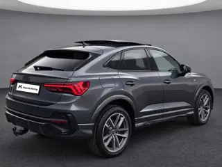 Foto 18 van Audi Q3 Sportback 45 TFSIe 180kW/245PK S Line · Panoramadak · Trekhaak · Camera · Stoelverwarming ·