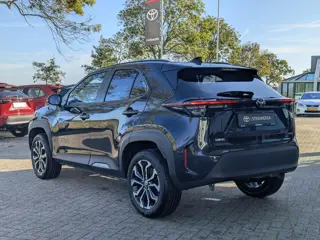 Foto 11 van Toyota Yaris Cross 1.5 Hybrid 115 Dynamic Plus | Stoel- stuurverwarming | Keyless | Camera | ACC | 1