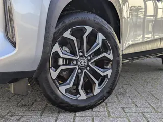Foto 13 van Toyota Yaris Cross 1.5 Hybrid 115 Dynamic Plus | Stoel- stuurverwarming | Keyless | Camera | ACC | 1