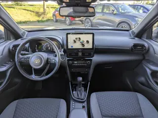 Foto 14 van Toyota Yaris Cross 1.5 Hybrid 115 Dynamic Plus | Stoel- stuurverwarming | Keyless | Camera | ACC | 1