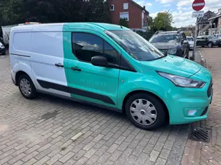 Foto 14 van Ford Transit Connect 1.5 EcoBlue L2 Trend motor defect!!!