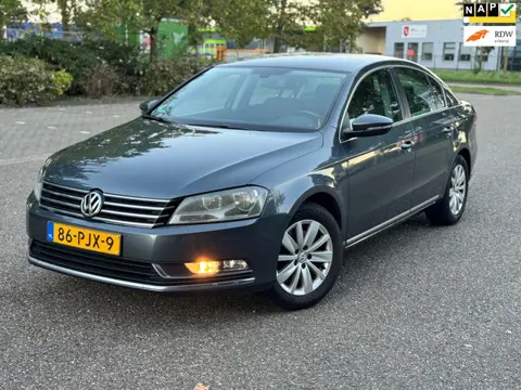 Volkswagen Passat 1.6 TDI Comfortline BlueMotion