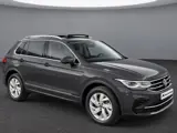 Foto 25 van Volkswagen Tiguan 1.4TSIeHybrid 180kW/245PK Elegance · Panoramadak · Camera + Parkeersensoren · Navi
