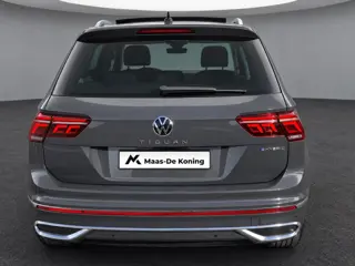 Foto 17 van Volkswagen Tiguan 1.4TSIeHybrid 180kW/245PK Elegance · Panoramadak · Camera + Parkeersensoren · Navi