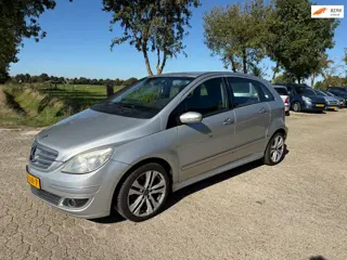 Mercedes-Benz B-klasse 170 Automaat ! Nieuwe APK !
