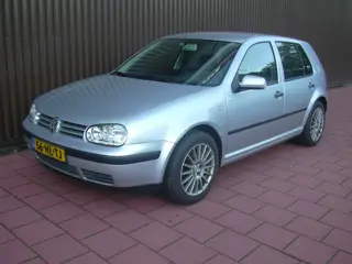 Foto 9 van Volkswagen Golf 1.6-16V Trendline