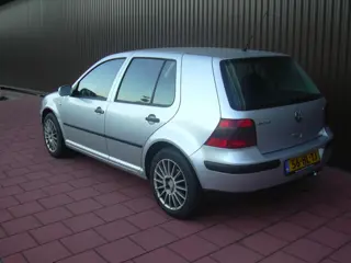 Foto 10 van Volkswagen Golf 1.6-16V Trendline