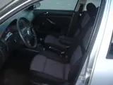 Foto 17 van Volkswagen Golf 1.6-16V Trendline