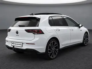 Foto 16 van Volkswagen Golf 1.5 272pk DSG eHybrid GTE  · Panoramadak · Stoelventilatie · Camera · Elek. Voorstoe
