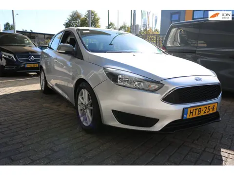 Ford FOCUS 2.0 BENZINE *UNIEK IN NL*
