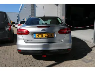 Foto 16 van Ford FOCUS 2.0 BENZINE *UNIEK IN NL*