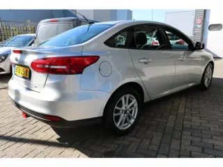 Foto 17 van Ford FOCUS 2.0 BENZINE *UNIEK IN NL*