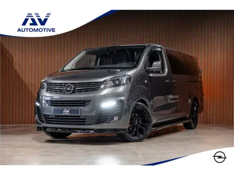 Opel Vivaro 2.0 CDTI 177 PK L3H1 DC Innovation | Marge | BTW & BPM Vrij | L+R Schuifdeur | CarPlay |