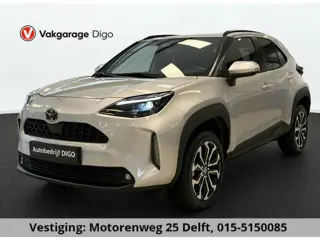 Toyota Yaris Cross 1.5 HYBRID DYNAMIC SILVERLINE GARANTIE 2035 NAVIGATIE . STUUR EN STOEL VERWARMING