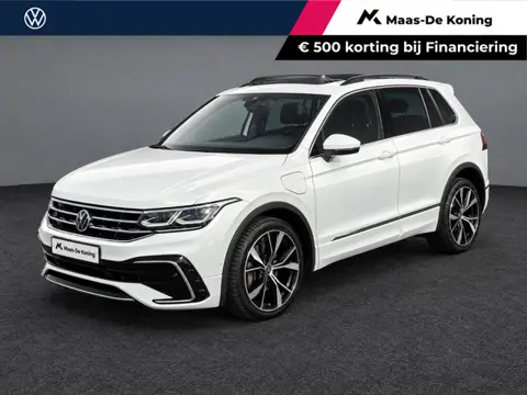 Volkswagen Tiguan 1.4 TSI 245pk DSG eHybrid R-Line Business+ · Panoramadak · Camera · Wegklapbare Tr