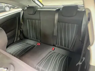 Foto 19 van Opel Corsa 1.4-16V '111' Edition/ VELGEN