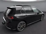 Foto 26 van Volkswagen Golf 1.5 272pk DSG eHybrid GTE · Panoramadak · Camera · Alarm · Wegklapbare Trekhaak · Ga