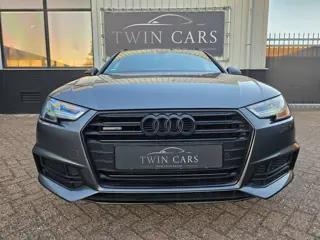 Foto 20 van Audi A4 Avant 2.0 TFSI quattro Sport S line black edition