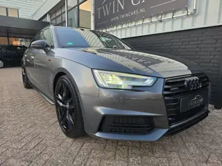 Foto 13 van Audi A4 Avant 2.0 TFSI quattro Sport S line black edition