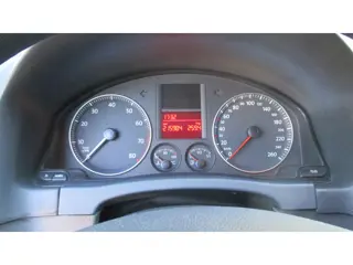 Foto 18 van Volkswagen Golf Plus 1.6 FSI Comfortline Business
