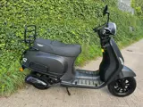 Foto 28 van AGM VX50 Injectie E5 Scooter Sierbeugelset BETAAL met in3