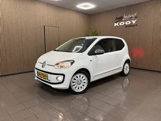 Foto 12 van Volkswagen Up! 1.0 high up! BlueMotion * Airco / Stoelverwarming / Leder / LM Velgen / NL Auto *