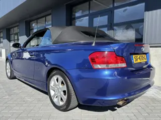 Foto 18 van BMW 1 Serie Cabrio 118i Executive Leer (bj 2008)