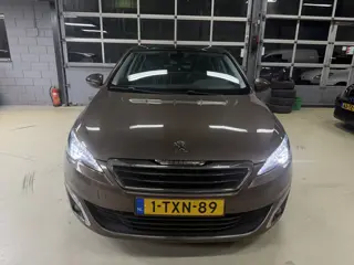 Foto 14 van Peugeot 308 1.6 HDI Allure Pano|Leer|Massage|Navi|Clima|Sensoren