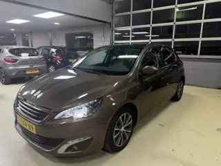 Foto 15 van Peugeot 308 1.6 HDI Allure Pano|Leer|Massage|Navi|Clima|Sensoren