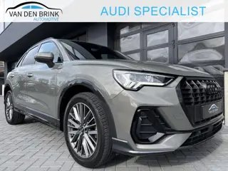 Foto 12 van Audi Q3 35 TFSI S-line Chronos grey (bj 2023, automaat)