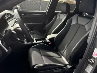 Foto 18 van Audi Q3 35 TFSI S-line Chronos grey (bj 2023, automaat)