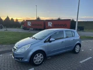 Foto 11 van Opel Corsa 1.2-16V Enjoy (bj 2008)
