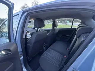 Foto 20 van Opel Corsa 1.2-16V Enjoy (bj 2008)