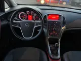 Foto 29 van Opel Astra Sports Tourer 1.4 Cosmo / airco / cruise.control / pdc / elek.pakket / lmv / nap....